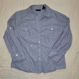 Large New York & Co shirt